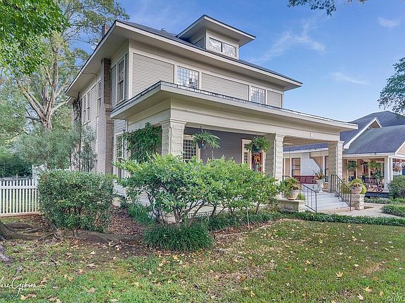 3rd image of 820 Kirby Pl
