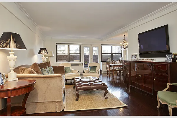 Sold by Stribling | media 22