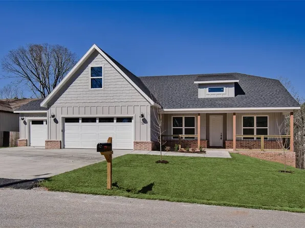 32 Luncarty Ln, Bella Vista, AR 72715
