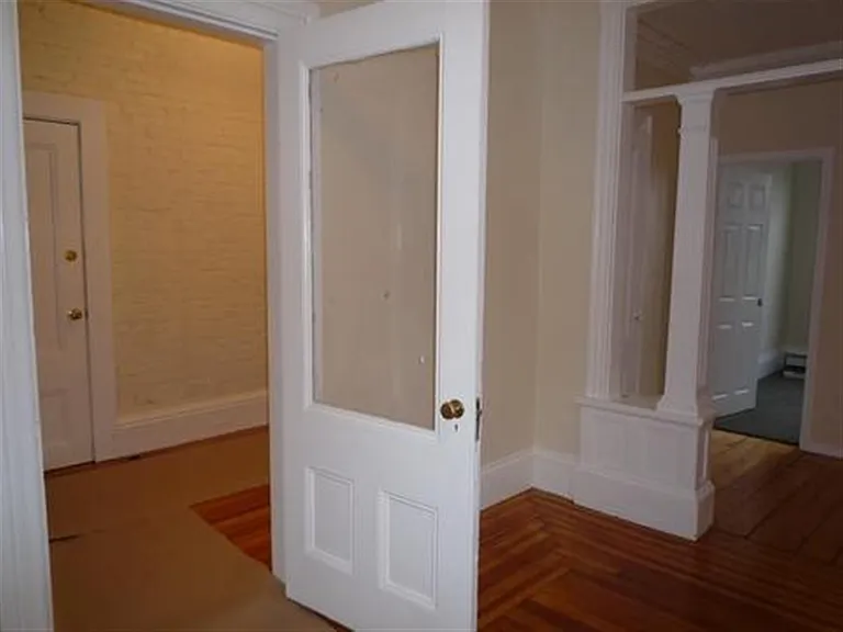 320 Somerville Ave #3 — Photo 9