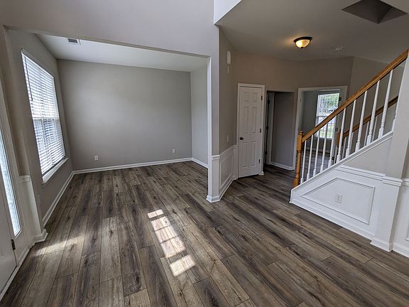 3rd image of 1924 Arbor Vista Dr