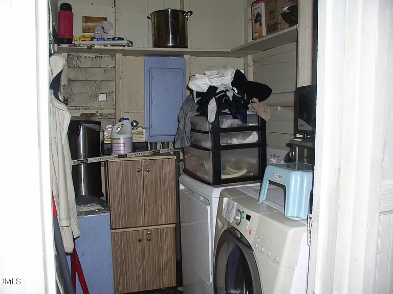 332 Rowland St — Photo 23