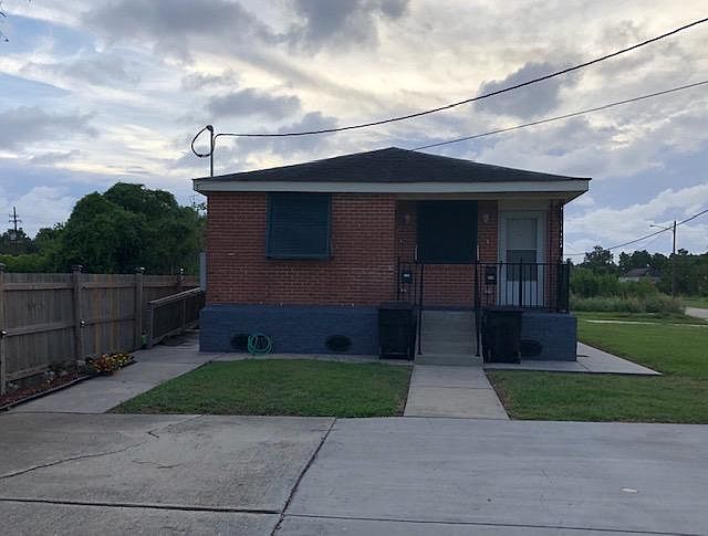 1st image of 2136 Lamanche St