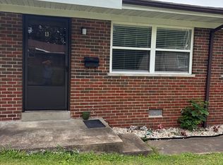 714 George St, Belleville, IL 62220