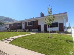 360 E 400 N, Centerville, UT 84014