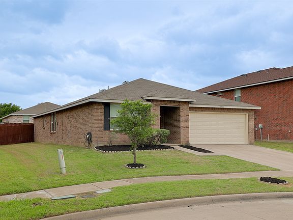 3rd image of 8422 Seven Hills Rd