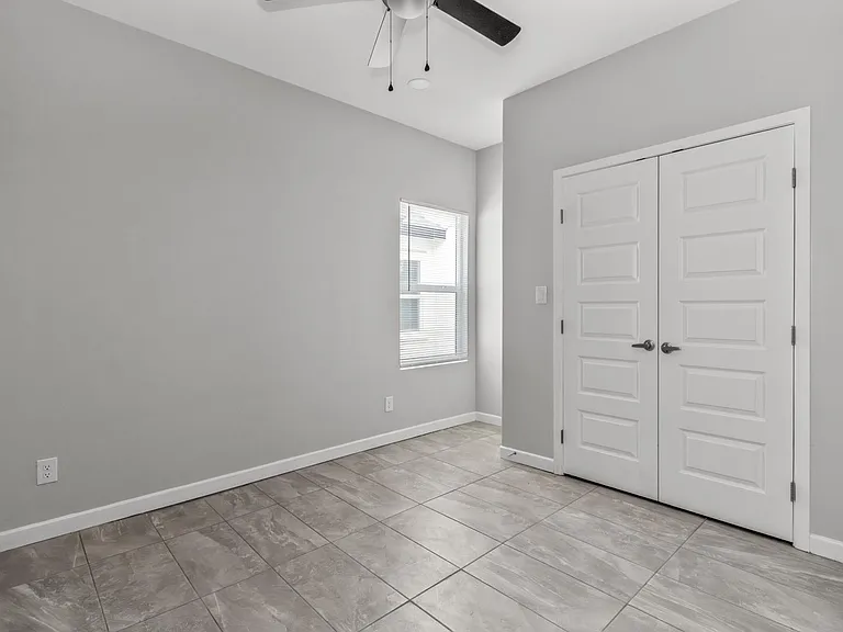 901 Sugar Garden Ave #3 — Photo 9