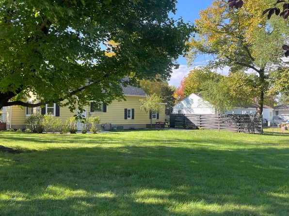 621 12th Ave W, Alexandria, MN 56308