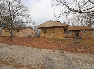 10854 Delbridge Rd, Potosi, MO 63664