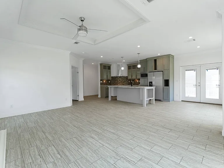 3109 Walden Shores Loop #219 — Photo 7