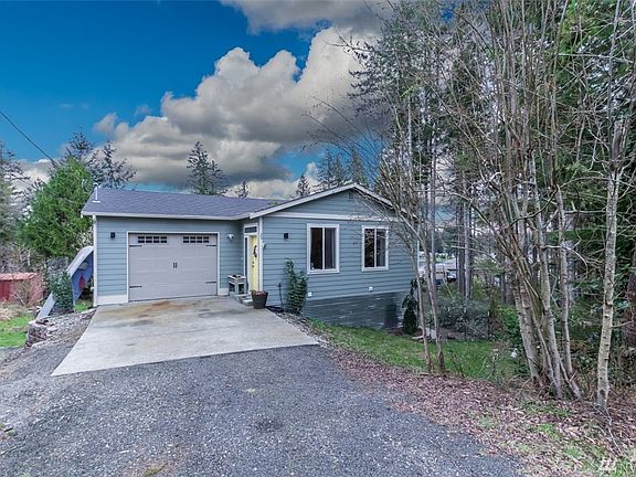 2nd image of 20 E Aspen Ct