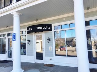 150 Center St #L, Douglas, MI 49406