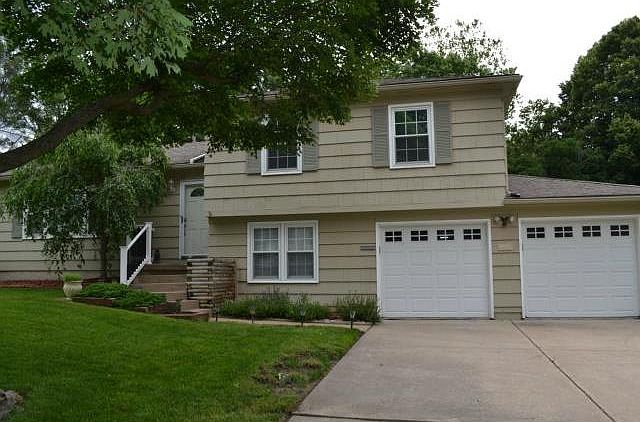 1st image of 9605 England Dr