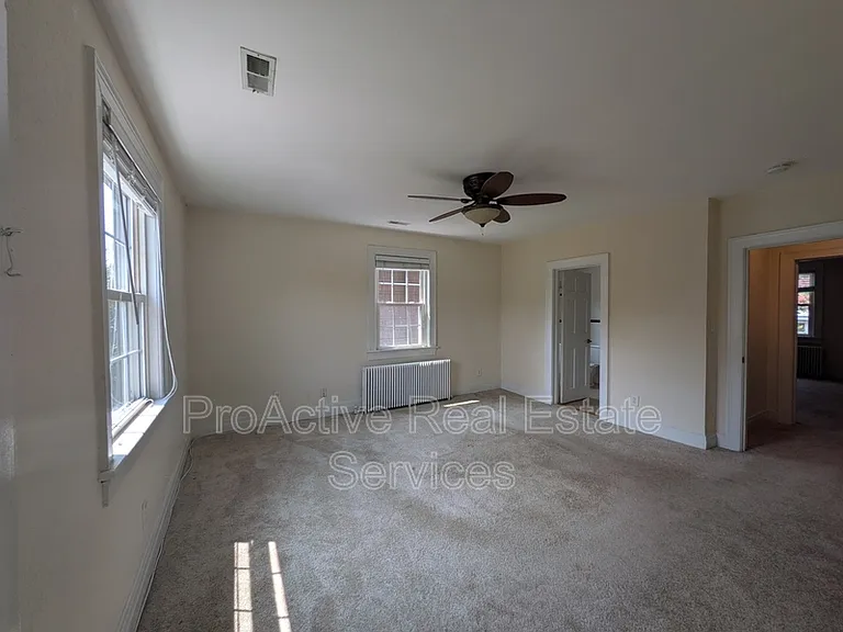 1605 Hampton Blvd #2 — Photo 7