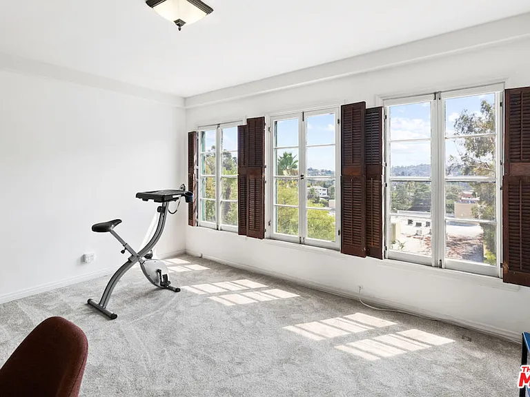 3365 Ley Dr — Photo 43