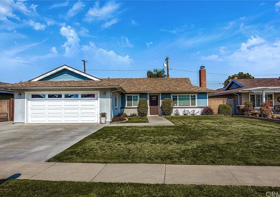 1st image of 5221 E Minuet Ln