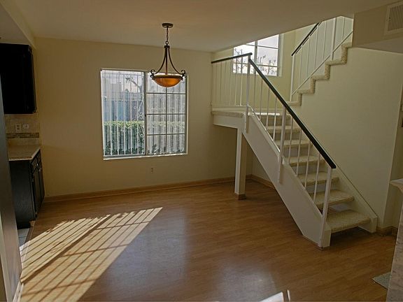 4th image of 22040 Gault St