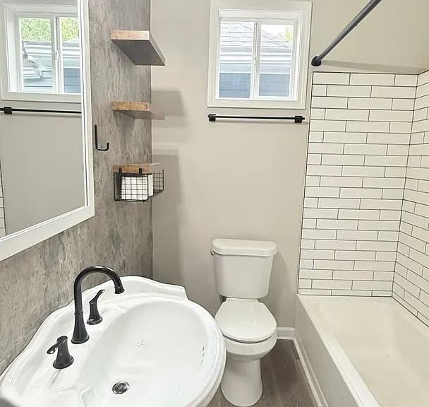 1827 Culbertson Ave — Photo 7
