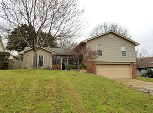 2202 Quail Ridge Rd, Jonesboro, AR 72404
