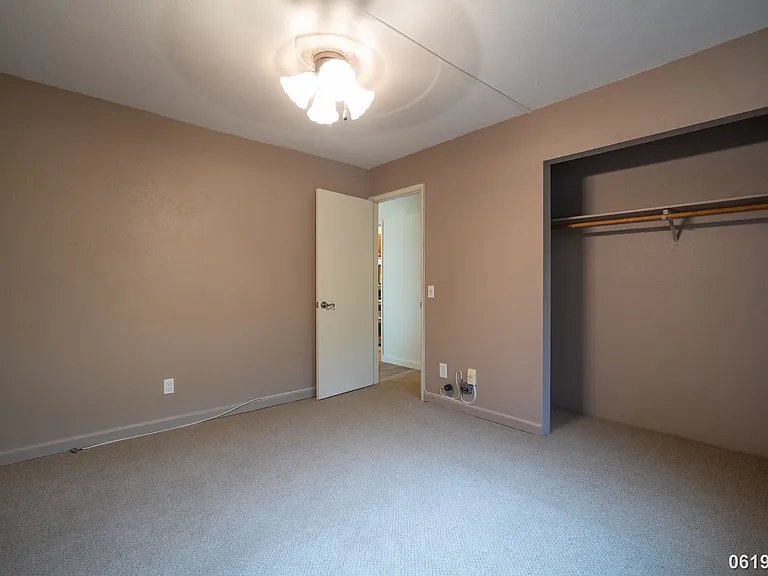 77 Karsten Dr #26C — Photo 18