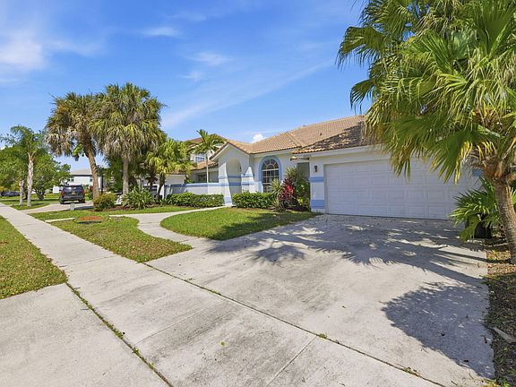 3rd image of 22201 Collington Drive