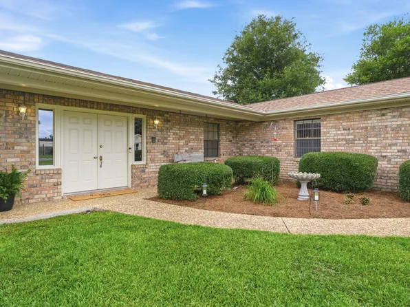 2617 Tinosa Cir, Pensacola, FL 32526