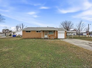 912 N Brady Dr, Hominy, OK 74035