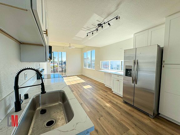 4th image of 3046-9 Nimitz Blvd