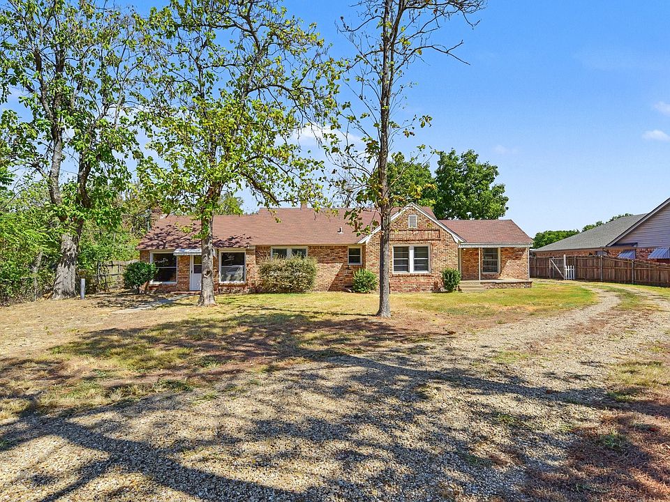 1st image of 10609 Seagoville Rd