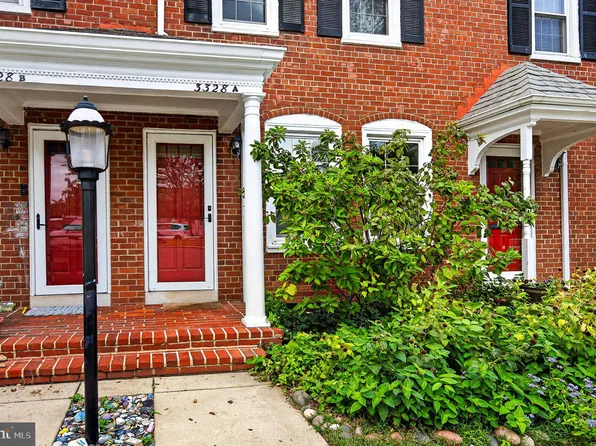 3328 S Wakefield St #A, Arlington, VA 22206