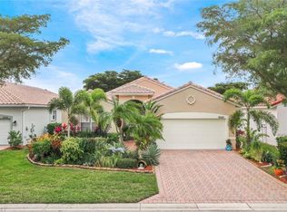 9540 Liseron Dr, Estero, FL 33928
