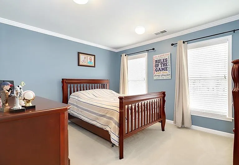 8907 Jameson St — Photo 28