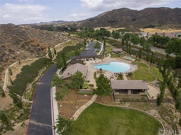 Come enjoy this gorgeous setting.