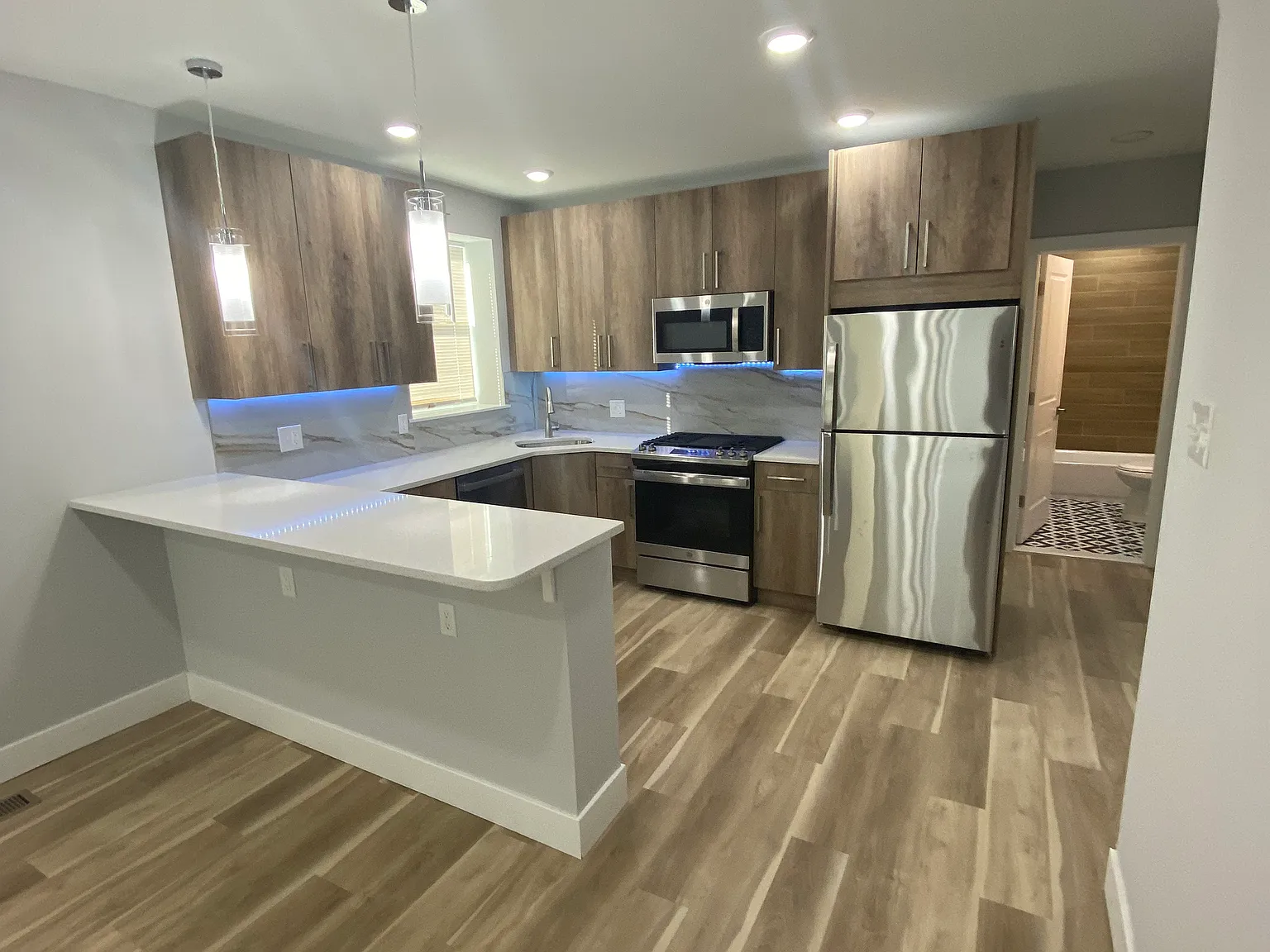 2 bed, 1200 sqft, $1,750 — Photo 3