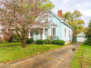 827 Locust Ave, Zanesville, OH 43701