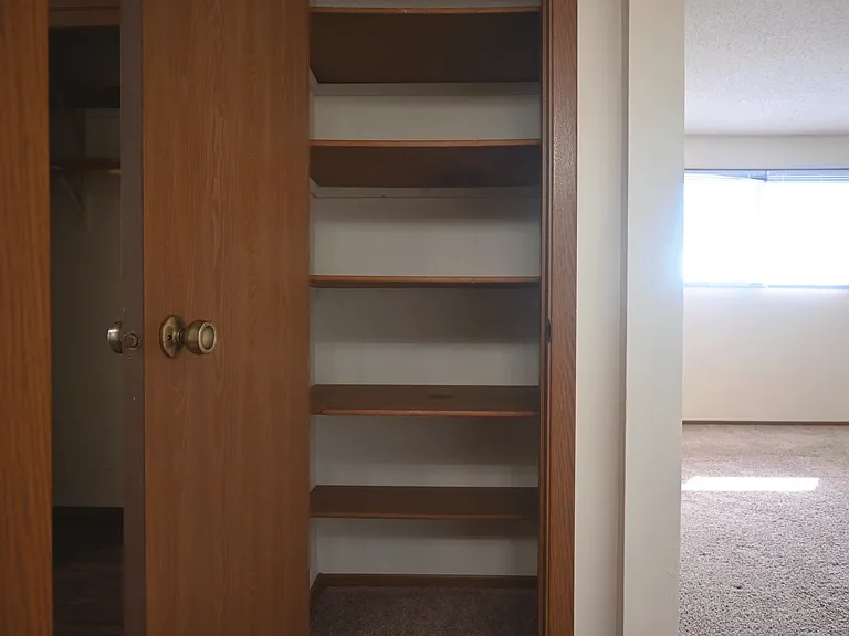 108 Blondo — Photo 35