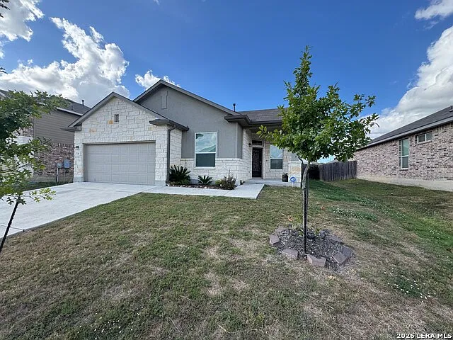 4 bed, 2.0 bath, 1847 sqft, $1,995 — Photo 1