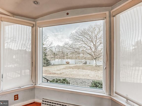 5th image of 38798 Collinwood Dr