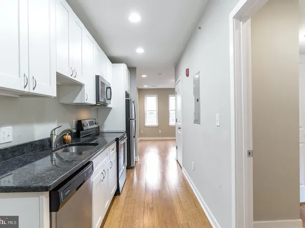 616 S 4th St APT 2F, Philadelphia, PA 19147