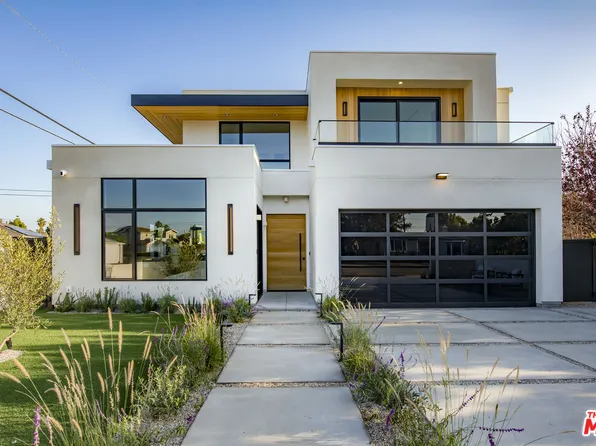 12806 Admiral Ave, Los Angeles, CA 90066