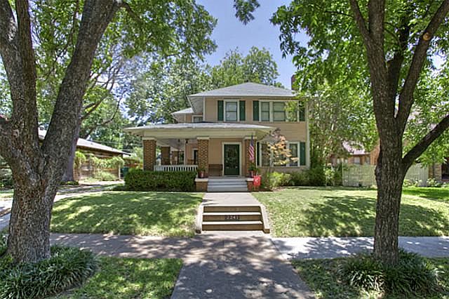 1st image of 2241 W Magnolia Ave