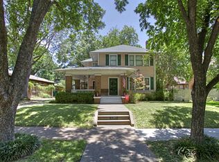 2241 W Magnolia Ave, Fort Worth, TX 76110