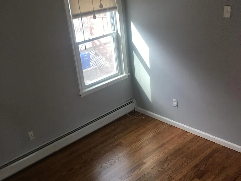 291 Hillside Ave — Photo 7