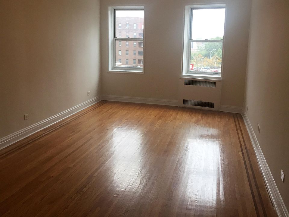 1st image of 10505 69th Ave APT 319