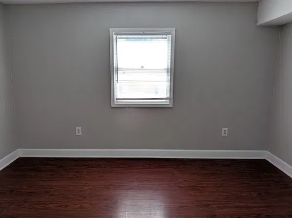 1844 Augusta Dr APT 33, Lexington, KY 40505