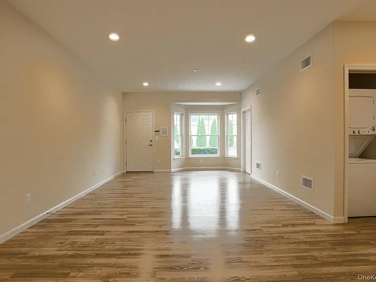 1 Grace Ln — Photo 5