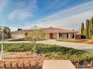 18138 Sycamore St, Hesperia, CA 92345