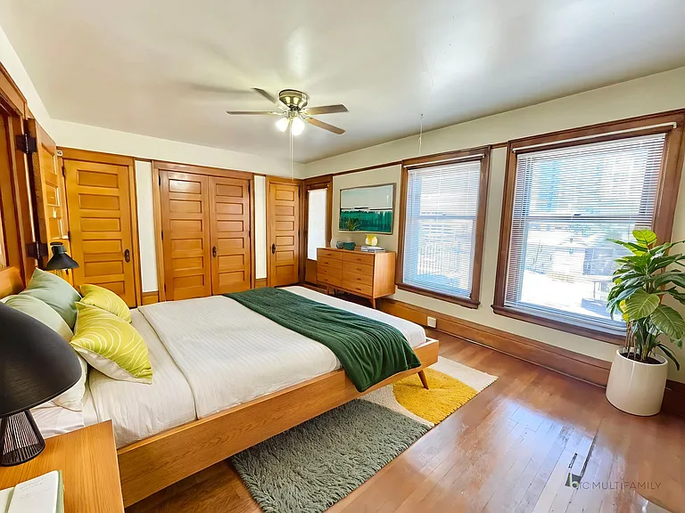 photo-jul-15-2023-11-53-25-am - Bedroom - Mid-Century Modern - 6 photo-jul-15-2023-11-53-25-am - Bedroom - Mid-Century Modern - 6