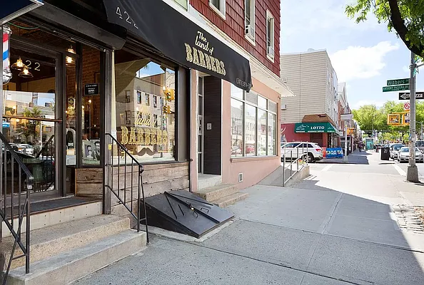 Rented by Compass | media 19