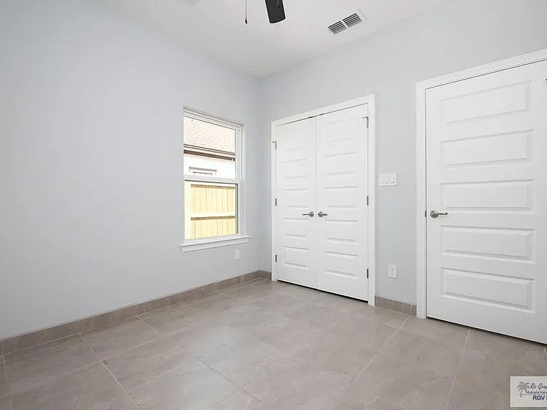 2228 N Valley Cir #A — Photo 7